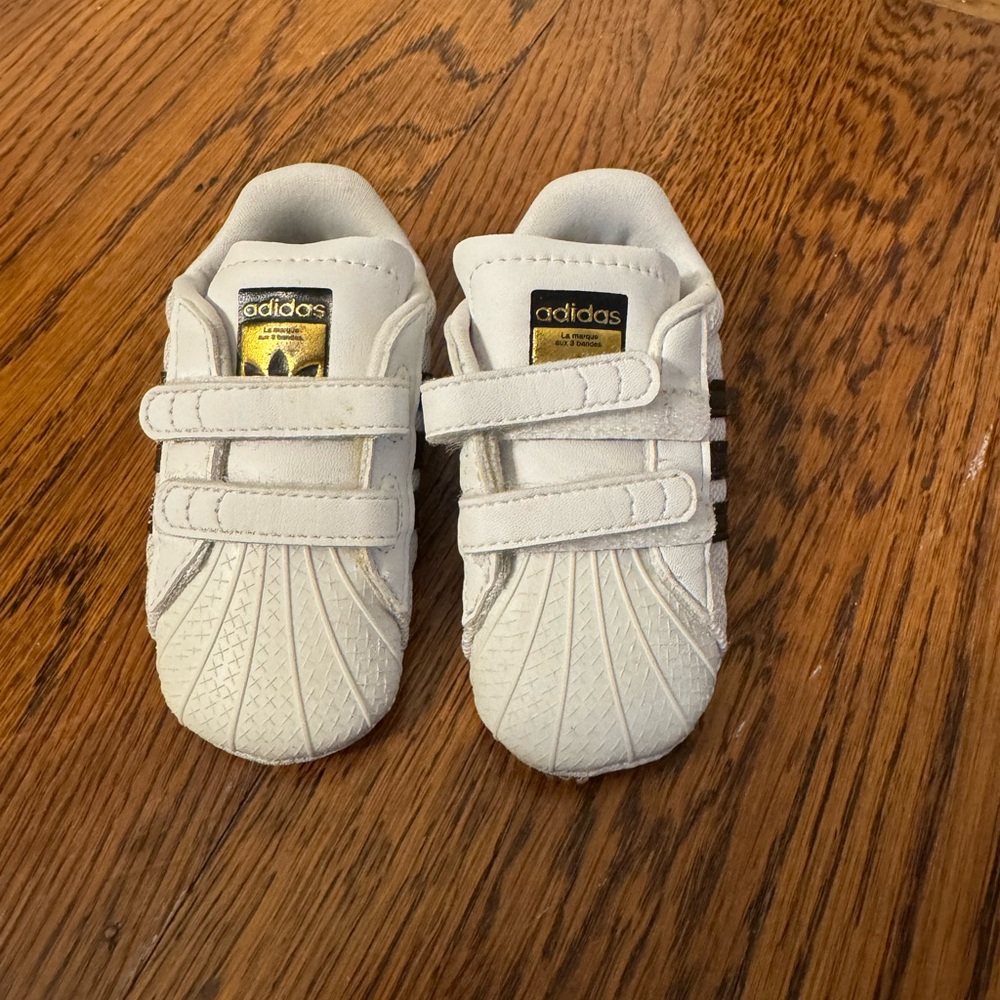 Adidas baby Superstar Sneaker